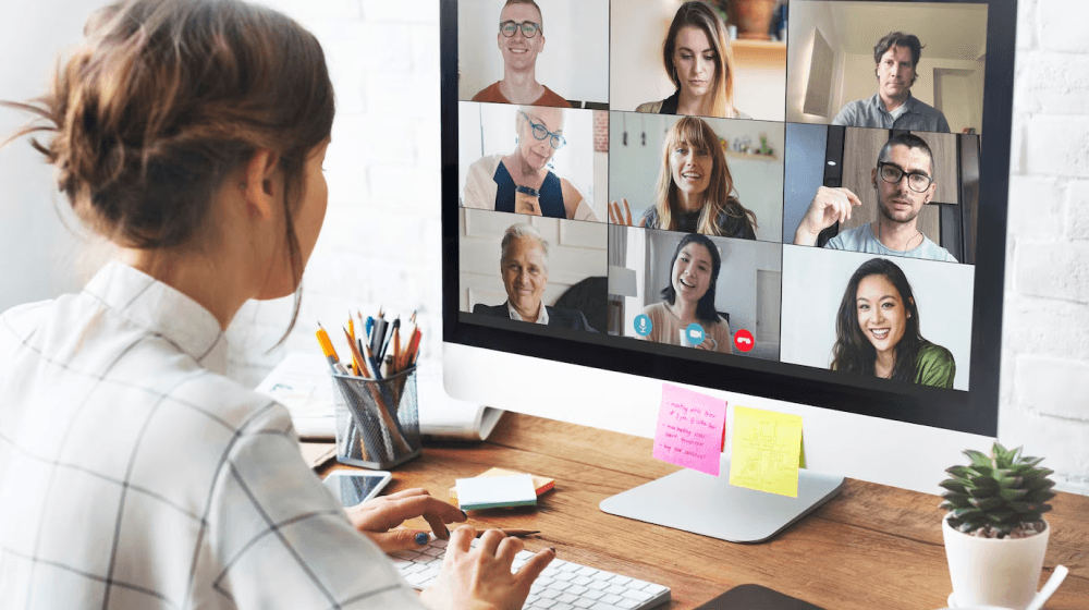 Virtual Headshots: Best Headshots for Remote Teams & Employees