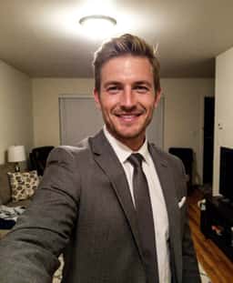 Selfie used to create AI headshot